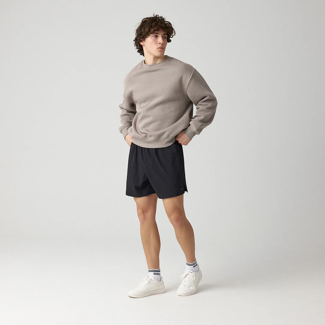Retro Sneaker Socken | Schwarz-Weiß (Streifen) - Image 3